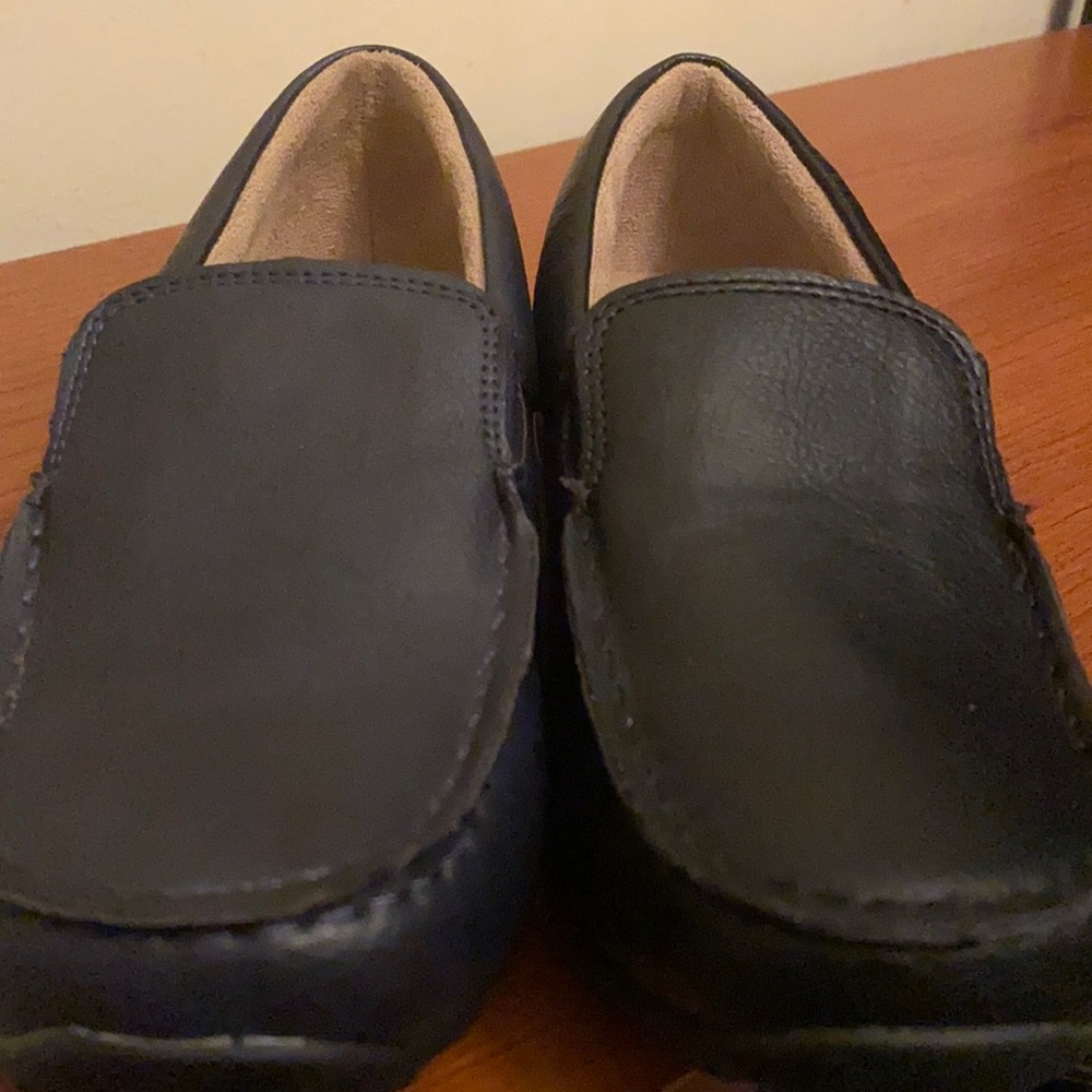 Children’s Place kids Loafers Size 2